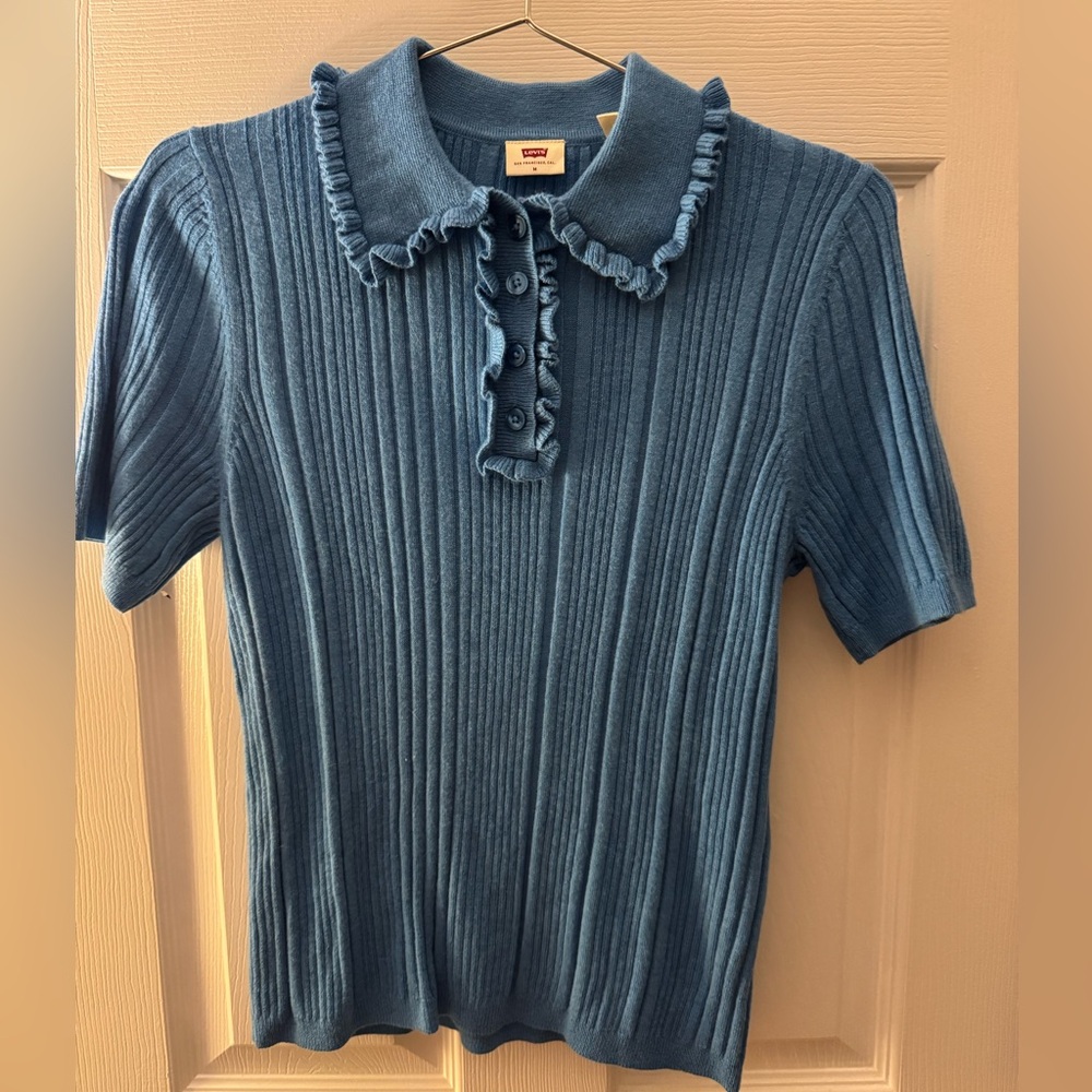 Levi's Sky Blue Top